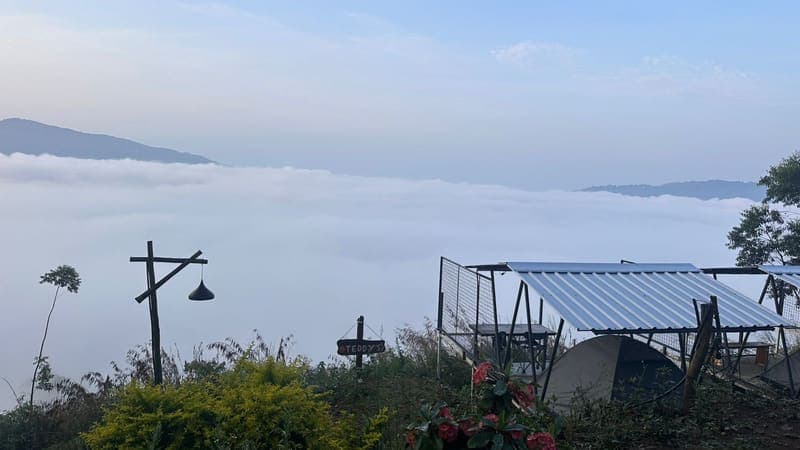 Kolukkumalai Teddy's Campsite — Sky Deck & Kolukkumalai Sunrise